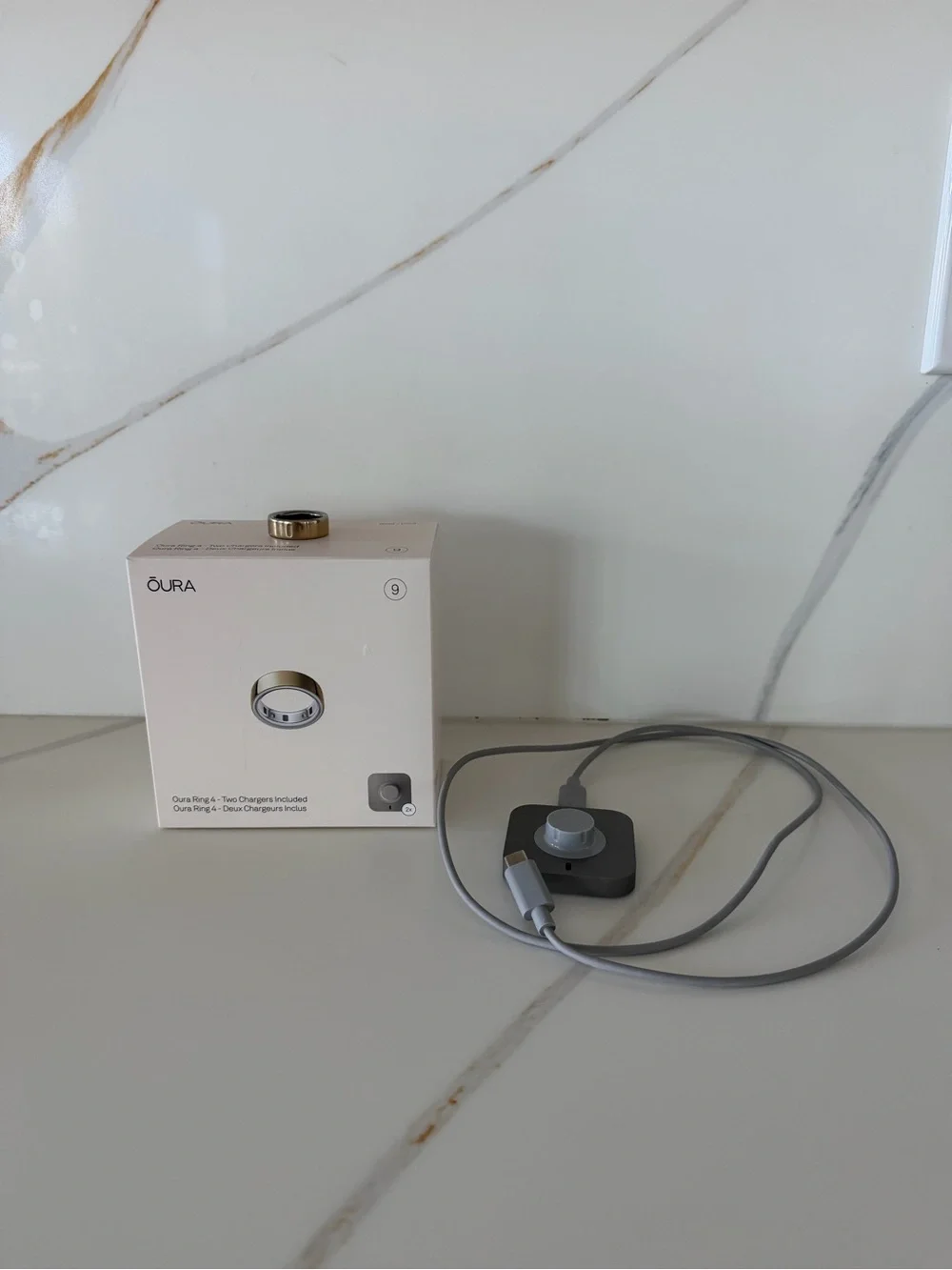 Oura Ring 4 - Gold Finish with Box